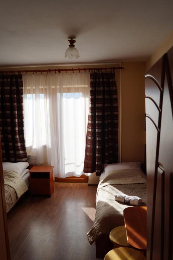 Pod Tatrami Bed & Breakfast Bukowina Tatrzańska Dış mekan fotoğraf