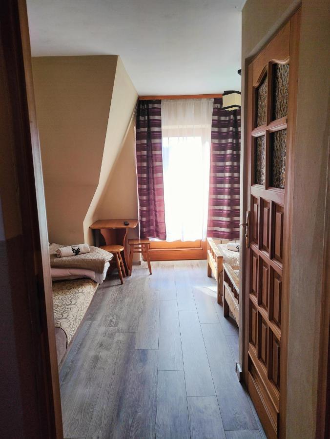 Pod Tatrami Bed & Breakfast Bukowina Tatrzańska Dış mekan fotoğraf