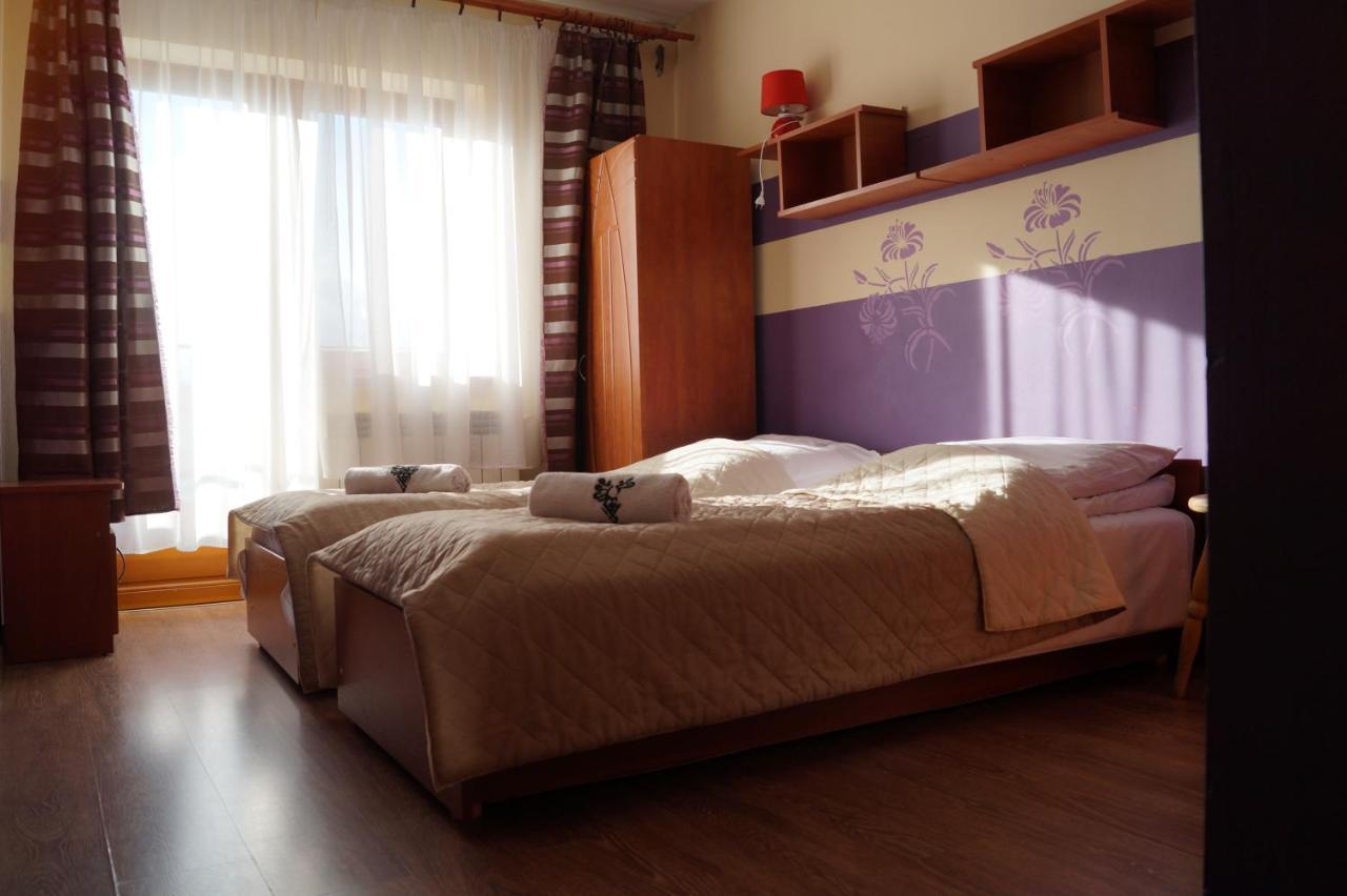 Pod Tatrami Bed & Breakfast Bukowina Tatrzańska Dış mekan fotoğraf