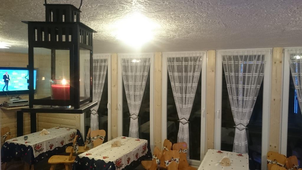 Pod Tatrami Bed & Breakfast Bukowina Tatrzańska Dış mekan fotoğraf