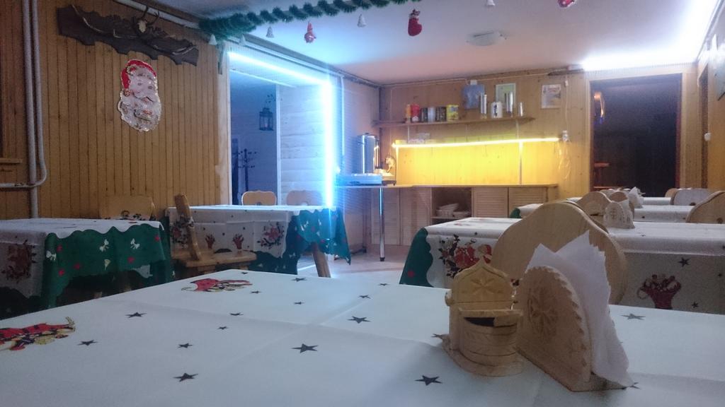 Pod Tatrami Bed & Breakfast Bukowina Tatrzańska Dış mekan fotoğraf